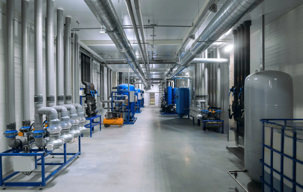 Should You Modernize Your Old Refrigeration System or Replace It Completely?